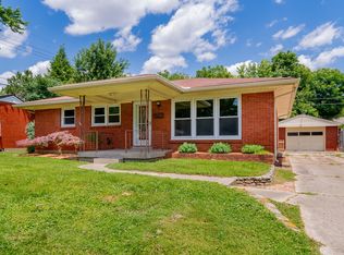 3813 Chatham Rd, Louisville, KY 40218