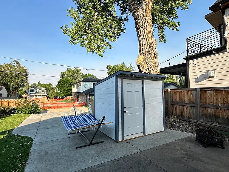 1842 S Franklin St — Photo 16
