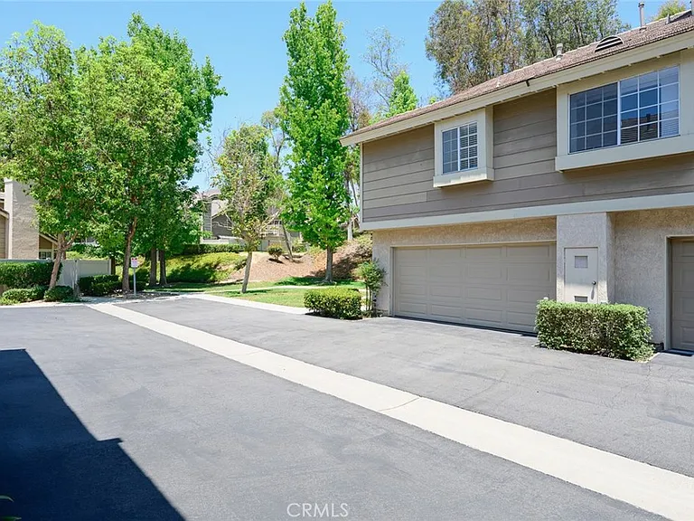 2601 S Quarry Ln #D — Photo 6