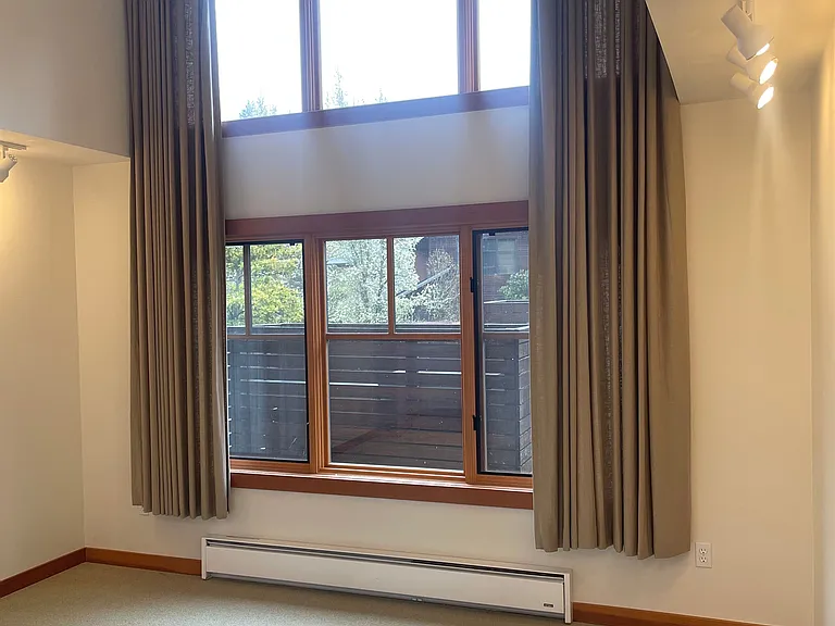 978 Vineyard Ln #200 — Photo 17