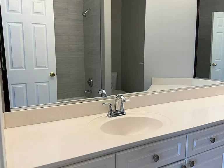 2203 Westcourt Ln #304 — Photo 2