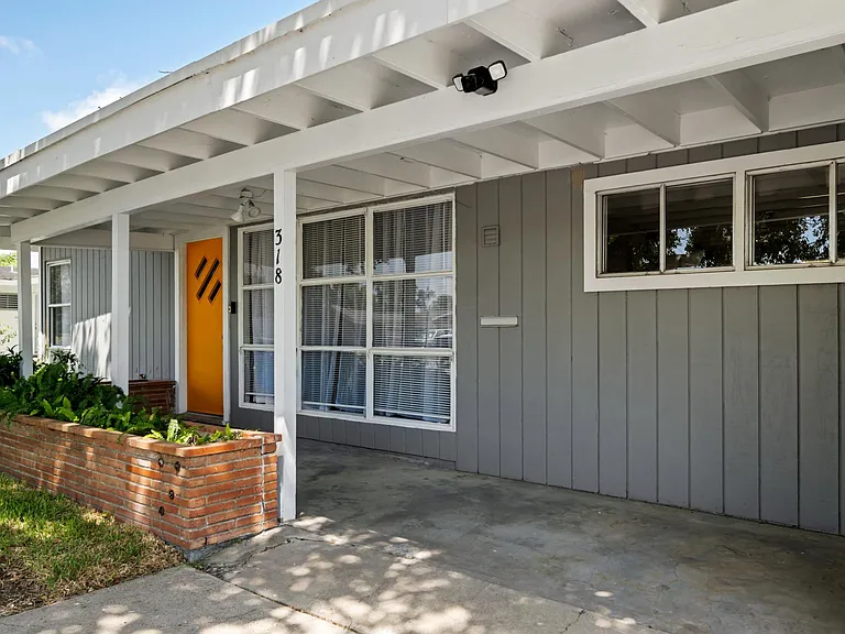 318 Aberdeen Ave — Photo 6