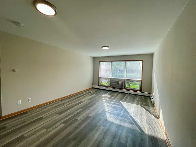 929 S Brooks St #5 — Photo 9