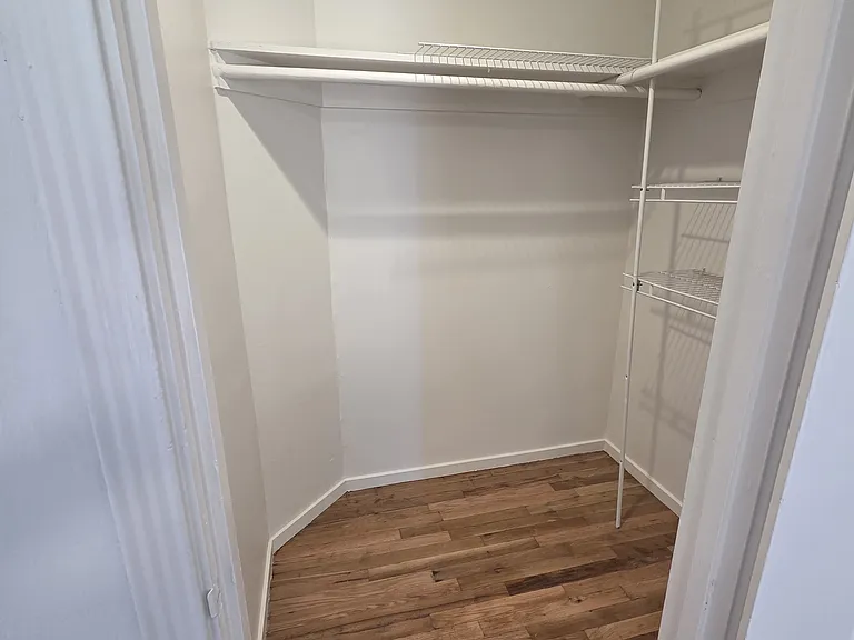 131 N San Pedro Rd — Photo 15