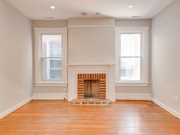 2nd image of 2627 W Cary St APT A