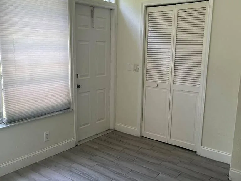 2820 SW 22nd Ave #211 — Photo 5