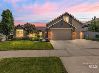 2765 W San Remo Dr, Meridian, ID 83646