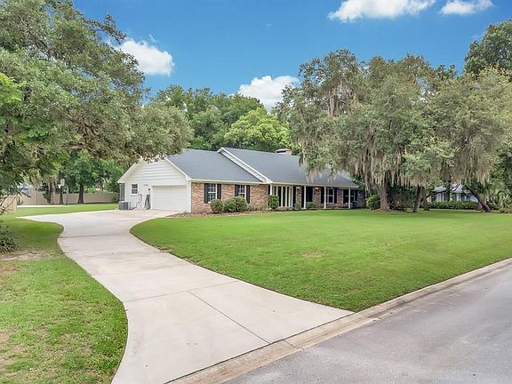 2nd image of 112 FOREST PARK COURT