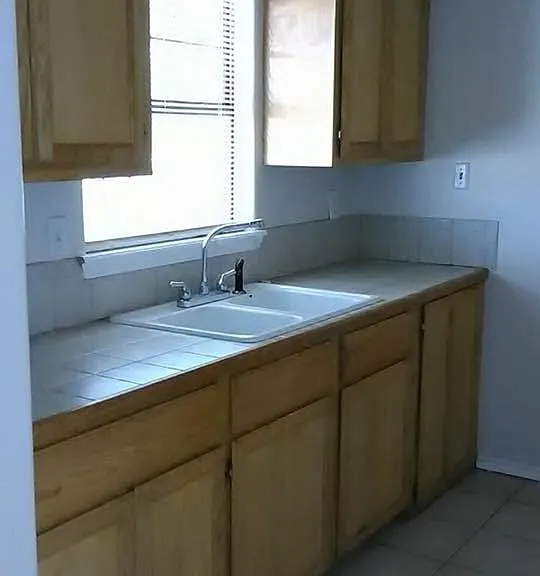 1496 E Stenger St #1 — Photo 1