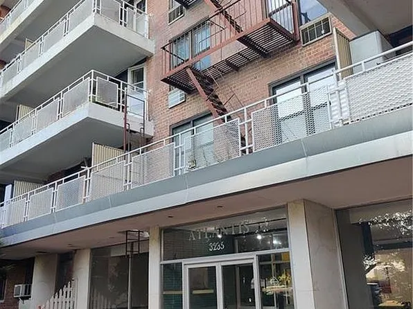 3235 Emmons Ave APT 426, Brooklyn, NY 11235