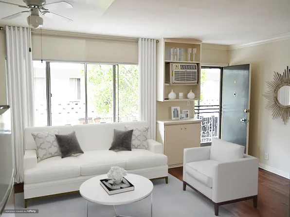 Oak Knoll Apartments