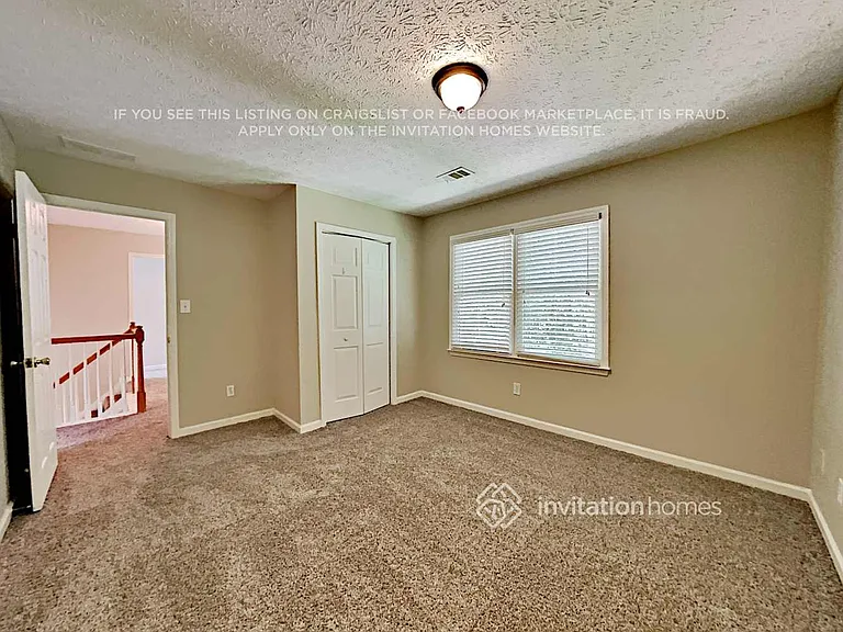 135 Vantage Point — Photo 10