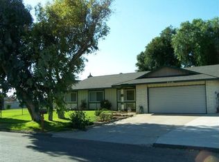 8350 Santiago Cir, Riverside, CA 92509