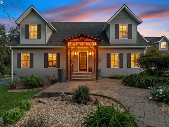 21800 NE Hidden Springs Rd, Dundee, OR 97115