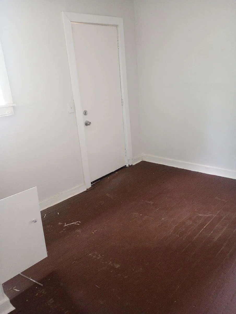 Building Photo - 2012-2014 Woodlawn St #2012