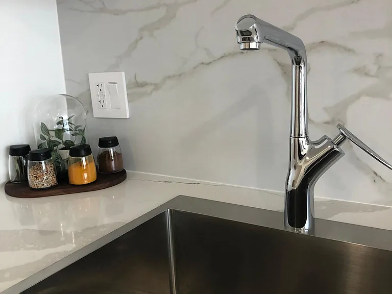 4910 Spruce St #401 — Photo 17