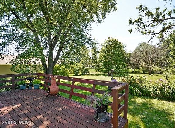 4th image of 25W425 Burlington Ave