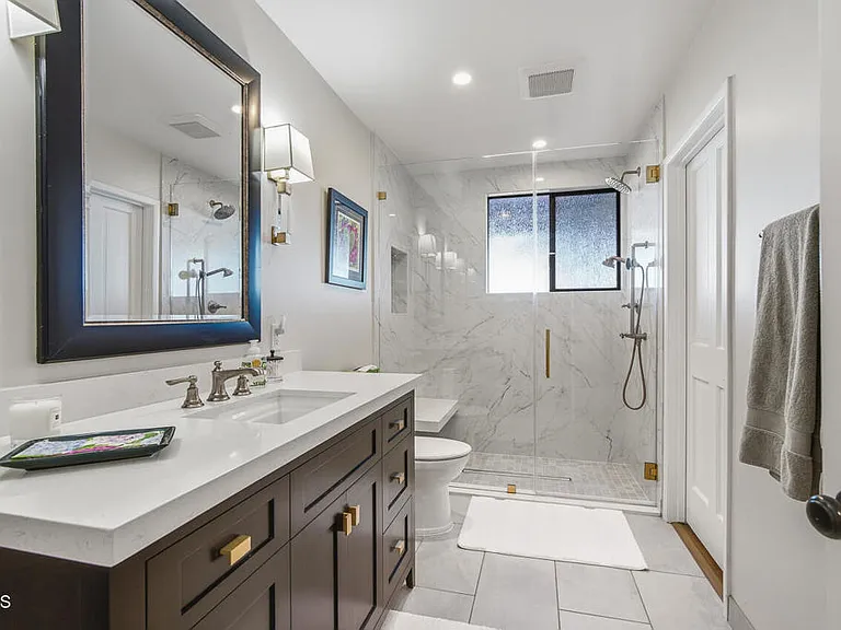 290 Saint Katherine La Canada — Photo 19