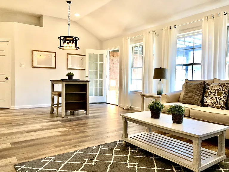 Wind Elm Dr — Photo 8