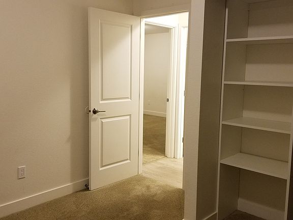 4th image of 31 & 65 NW Crosby Ave #B202