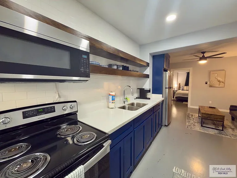 47975 Michigan Ave #HERON — Photo 4