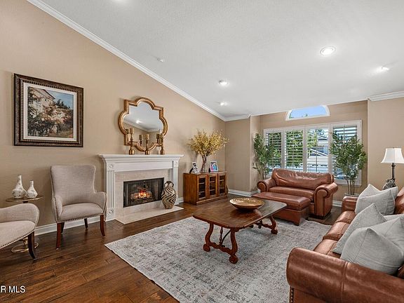 4th image of 808 Admiral Ct