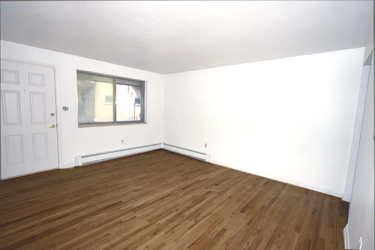 Building Photo - 3605 Pierce St #3635