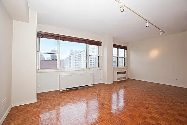 Sold by Keller Williams NYC | media 8