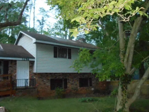 3296 Columbia Woods Dr, Decatur, GA 30032