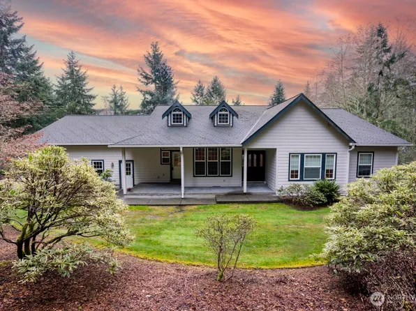 17625 Chummit Lane NE, Suquamish, WA 98392