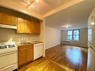 Rented by City Connections Realty