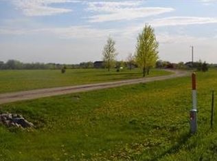 10221 Peyton Ave SW, Cokato, MN 55321