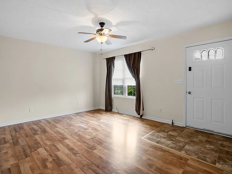 214 Cumberland Cove Dr — Photo 10