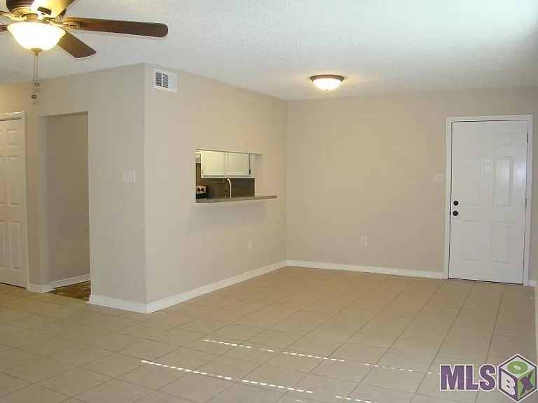 11011 Cal Rd #57 — Photo 2