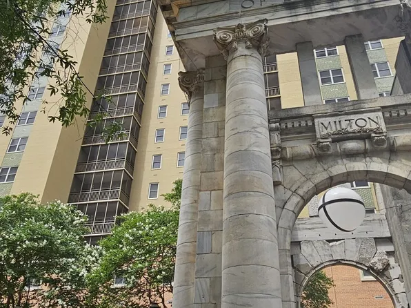 300 W Peachtree St NW #23E, Atlanta, GA 30308