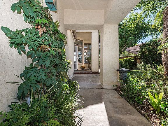 2nd image of 11581 Camino Playa Catalina