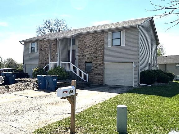 2nd image of 19 Peachtree Ln
