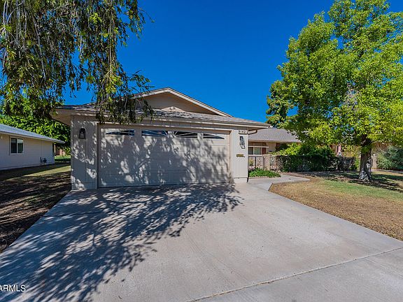 3rd image of 14012 N TUMBLEBROOK Way