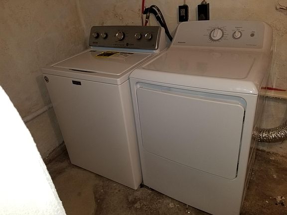 5th image of 2321 E Ann St