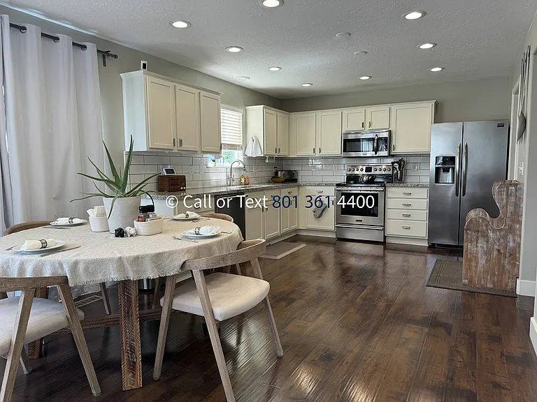 1665 N 2600th St W — Photo 15