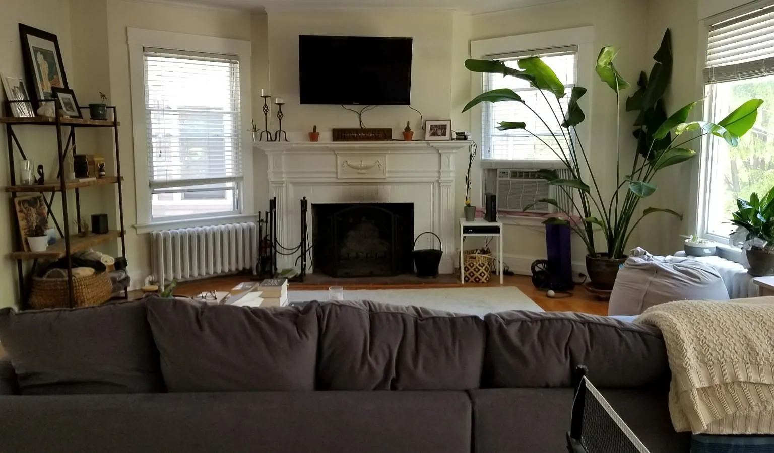 2 bed, 2000 sqft, $3,500 — Photo 1
