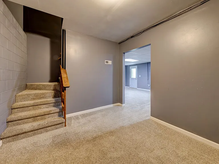 3253 N Senseney Cir — Photo 12
