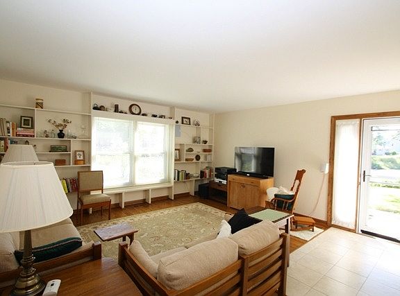 2nd image of 1106 Boston Hbr #0