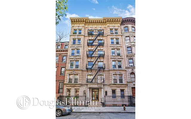 Sold by Douglas Elliman | media 7