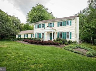 14 Stringer Dr, Doylestown, PA 18901