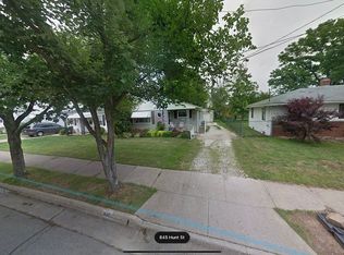 Hunt St, Akron, OH