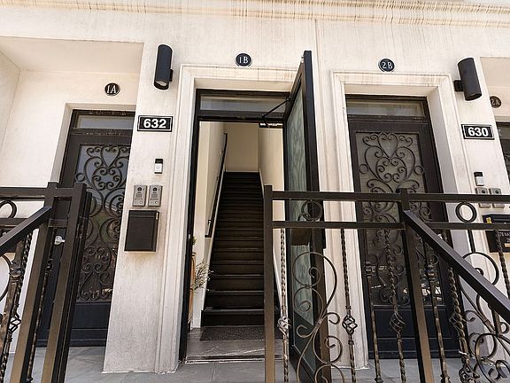 3rd image of 278 Nassau Ave #Thb