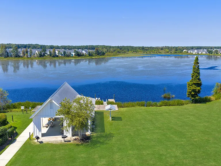 HARMON Foxbank by Crescent Communities — Photo 27