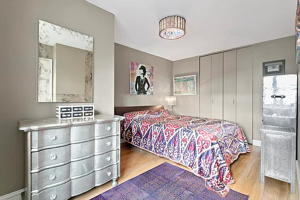 Sold by Compass | media 3