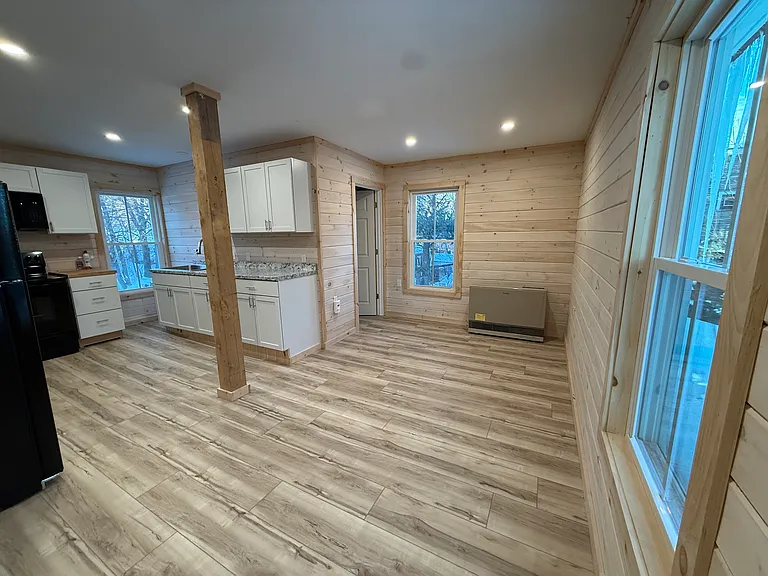 41 Knapp St #3 — Photo 6